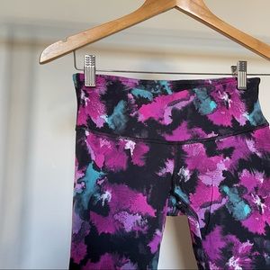 Lululemon Wonder under High rise crop